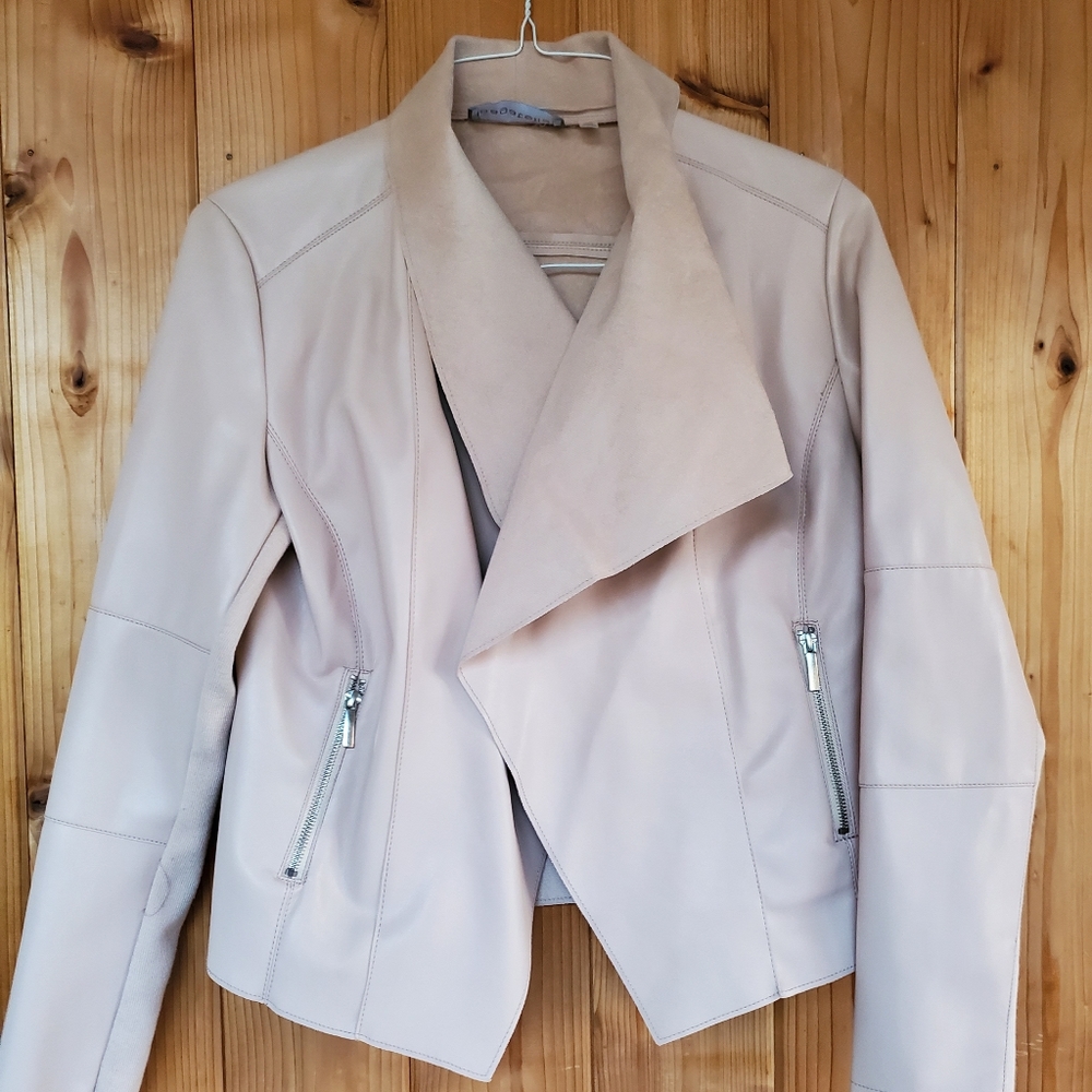 Pink leather jacket - Picture 2 of 5